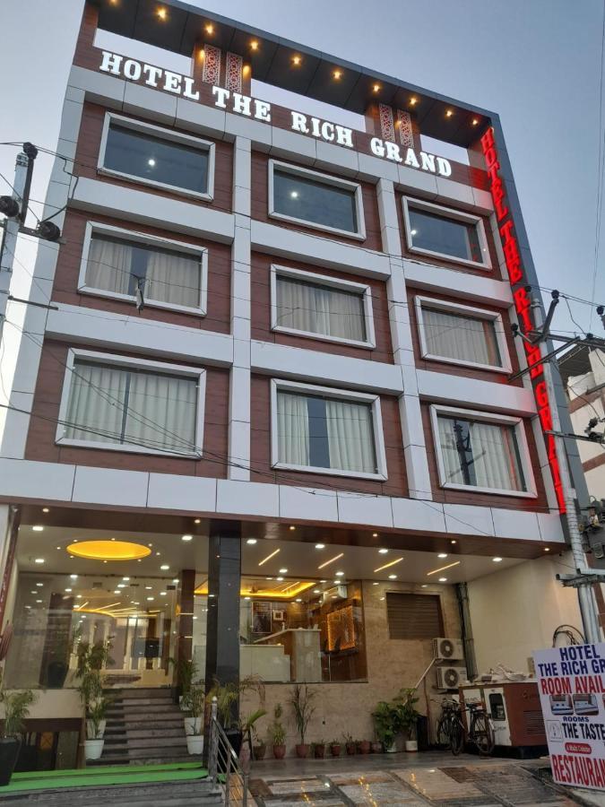 Hotel Taste Of India آغْرا المظهر الخارجي الصورة
